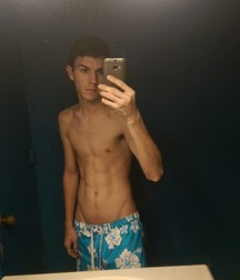 hot mobile pics 59ea9aa794c55.jpg
