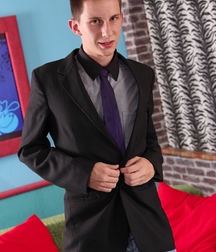 jase_hunter2 5a0e33a4e5140.jpg