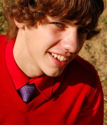 Alfie outdoors 5a6d4273a3e5d.jpg