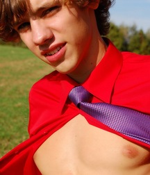 Alfie outdoors 5a6d428ebb43e.jpg