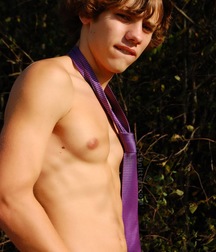 Alfie outdoors 5a6d42a1a87a1.jpg