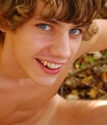 Alfie outdoors 5a6d430c9a165.jpg