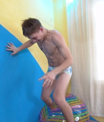 andrey blue 5a7129037ec29.jpg