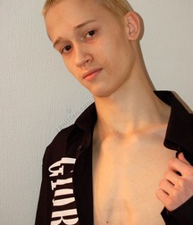 aron 5a77d1a15d30f.jpg
