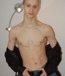 aron 5a77d1b3daf7a.jpg