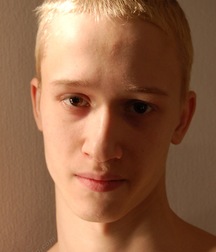 aron 5a77d1bf3b9a2.jpg