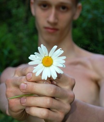 aron 5a790c4e265d9.jpg