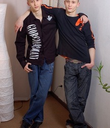 aron and artur 5a790eb018ddd.jpg
