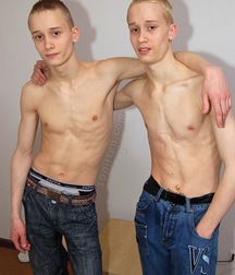 aron and artur 5a797e6ea2ad4.jpg