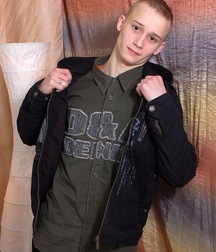 ARTUR 5a7d0f3ec5644.jpg