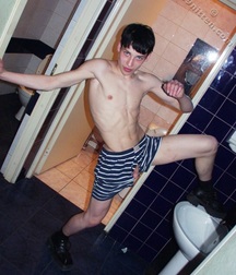 barry 5a7e66088dc1c.jpg