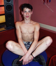 barry 5a7e661d18a61.jpg