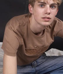 bennie 5a7f91b5d054c.jpg