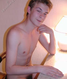 Benny 5a80a17682f04.jpg