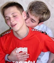 bolik and joey 5a83a07d7bfd5.jpg