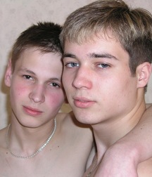 bolik and joey 5a83a0d343e84.jpg