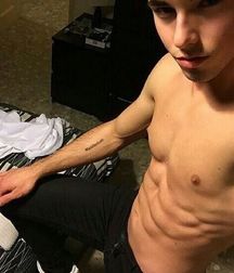 cutesexygay 5a92242eeb490.jpg