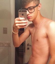 cutesexygay 5a922434d8725.jpg