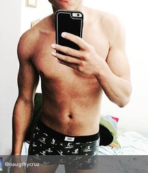 cutesexygay 5a922444c0205.jpg
