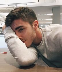 cutesexygay 5a922455cc169.jpg