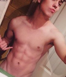cutesexygay 5a92245c5f7ef.jpg