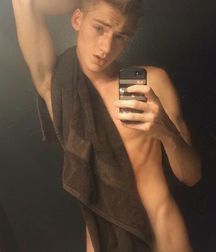 cutesexygay 5a92246cede28.jpg