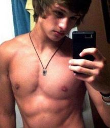 cutesexygay 5a922484a5c7c.jpg