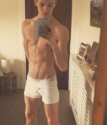 cutesexygay 5a922495ed546.jpg
