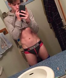 cutesexygay 5a9224ca34938.jpg