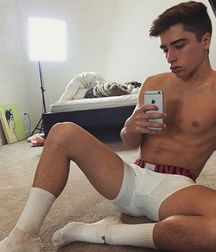 cutesexygay 5a9224d03567b.jpg