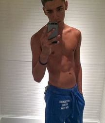 cutesexygay 5a9224d51fc3f.jpg