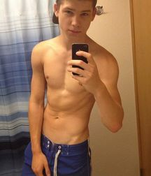 cutesexygay 5a9224e8641c0.jpg