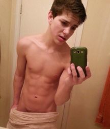 cutesexygay 5a9224f7765f5.jpg