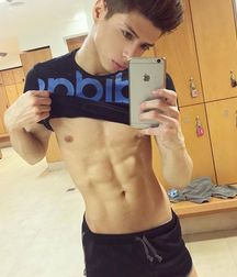 cutesexygay 5a9224fab9124.jpg