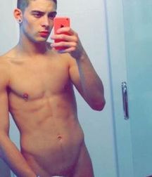 cutesexygay 5a922500a9274.jpg