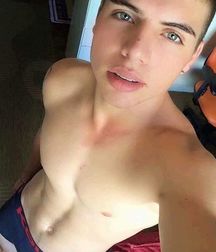 cutesexygay 5a9225225e63f.jpg