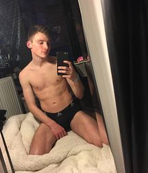 cutesexygay 5a92252c30d1c.jpg