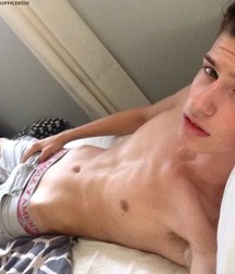 cutesexygay 5a9225314f38c.jpg