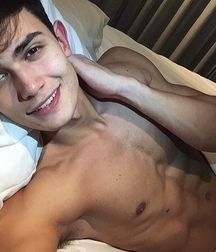 cutesexygay 5a922576937a7.jpg