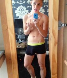 cutesexygay 5a92257841d1d.jpg