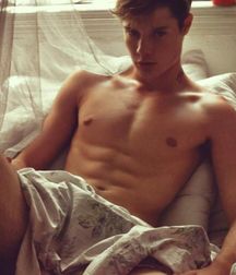 cutesexygay 5a922587b1428.jpg