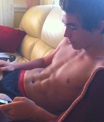 cutesexygay 5a922595139fe.jpg