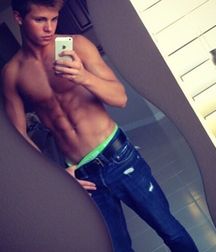 cutesexygay 5a9225b3b25cd.jpg