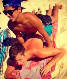 cutesexygay 5a9225b48803d.jpg