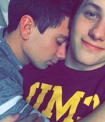 cutesexygay 5a9225ba4391f.jpg