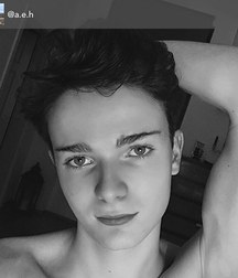 cutesexygay 5a9225ce7735b.jpg
