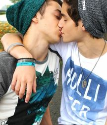 cutesexygay 5a9225d58a5ae.jpg