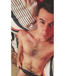 cutesexygay 5a9225ff847ea.jpg