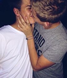 cutesexygay 5a922659d5348.jpg