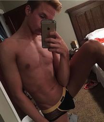 cutesexygay 5a922673e40c9.jpg